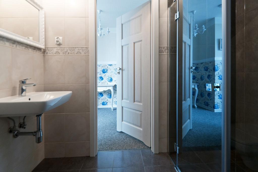 Premium - Bed & Breakfast Malbork Exteriör bild