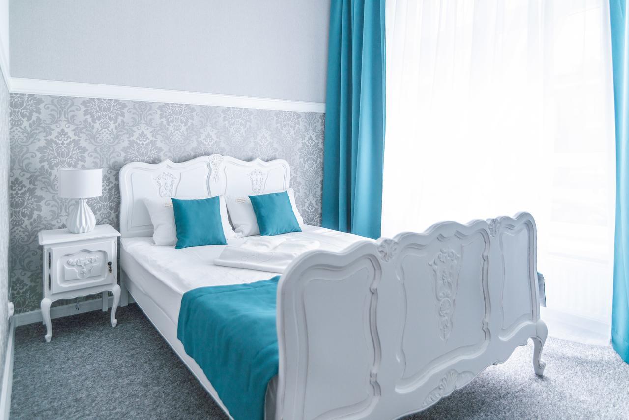 Premium - Bed & Breakfast Malbork Exteriör bild