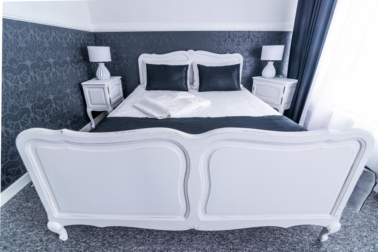 Premium - Bed & Breakfast Malbork Exteriör bild